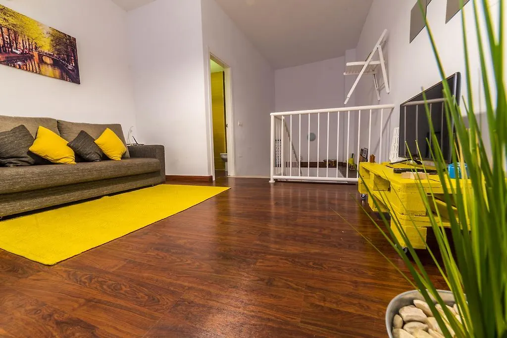 Amazing Modern Duplex Apartment Malaga